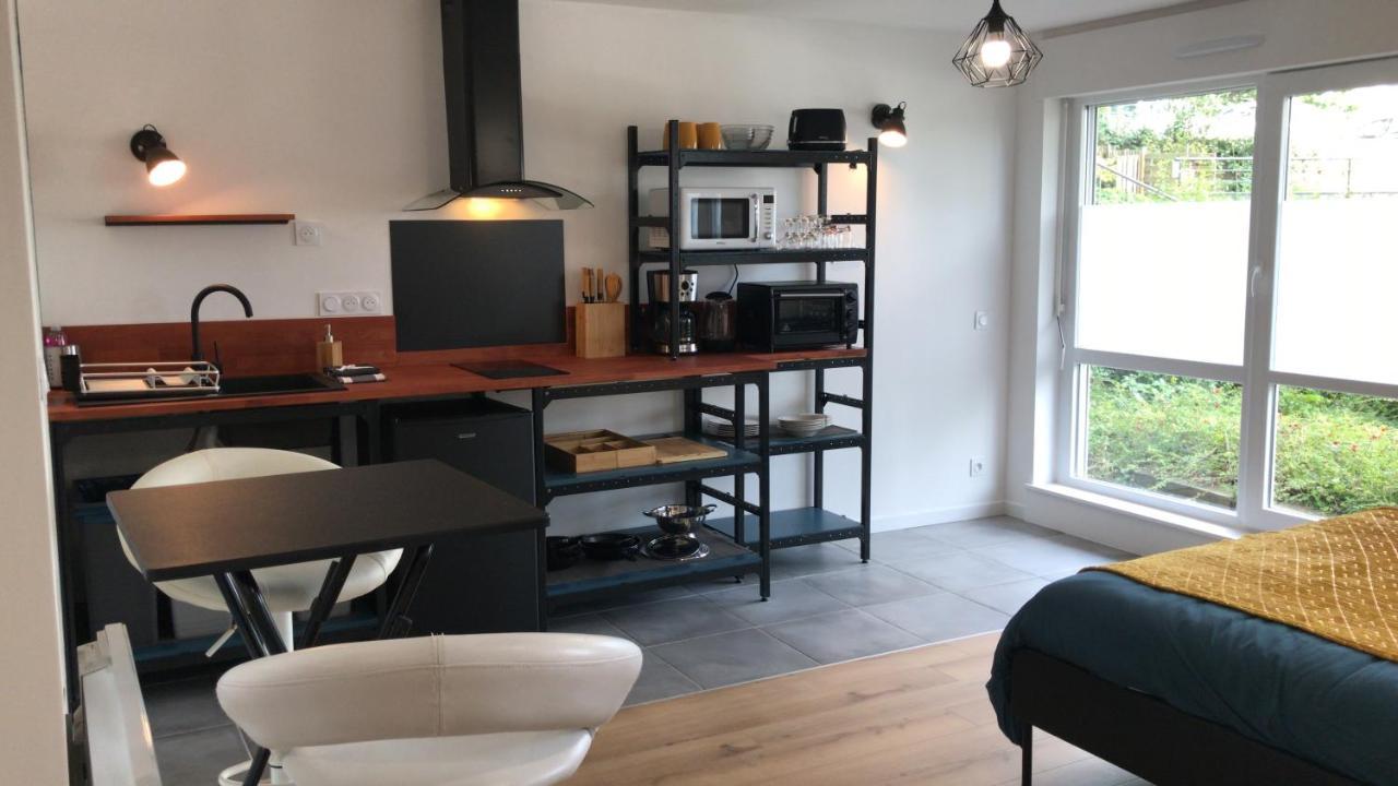 Studio 35M2 ฟูแฌร์ ภายนอก รูปภาพ